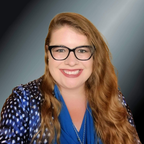 Kat Tew headshot